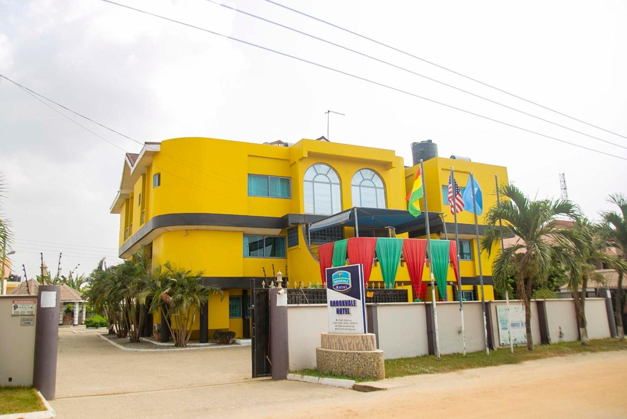 Brookvale Hotel Weija Exterior photo