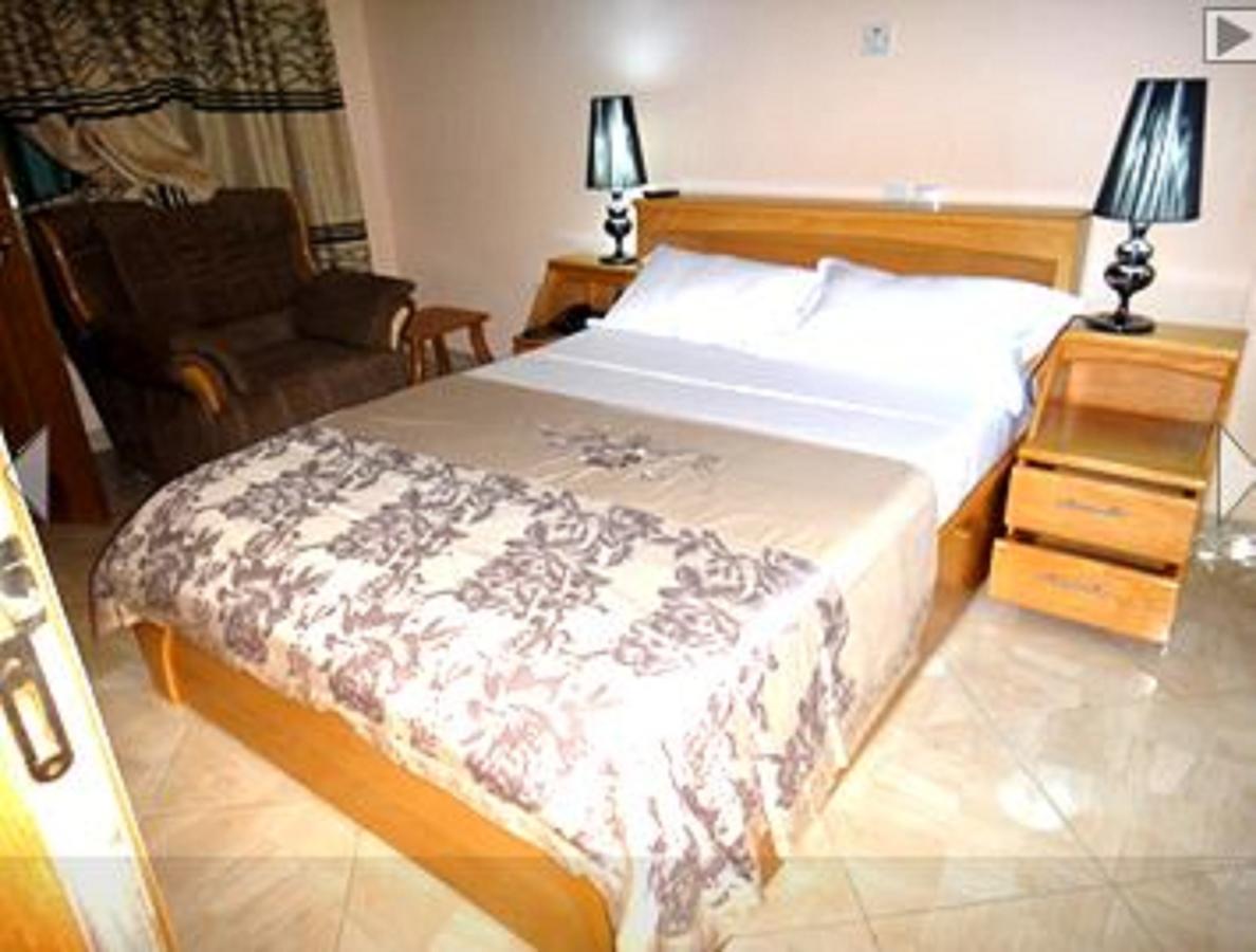 Brookvale Hotel Weija Exterior photo